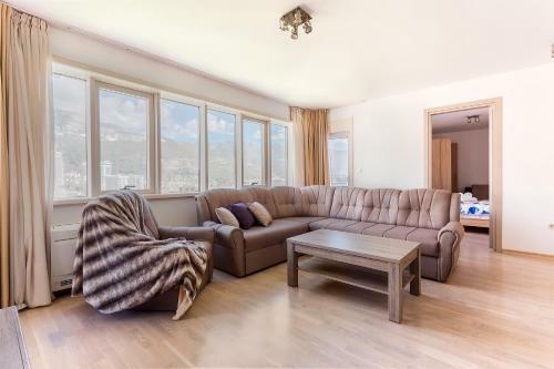 Primus Apartments Impera