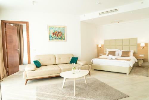 Hotel Kadmo