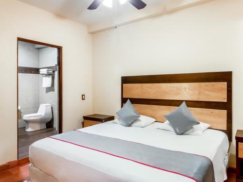 Collection O Zapata Hotel Y Plaza