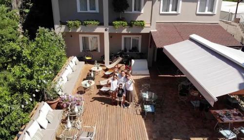 A&b Home Hotel