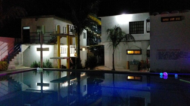 Hotel Agua Turquesa - Totolapan Morelos