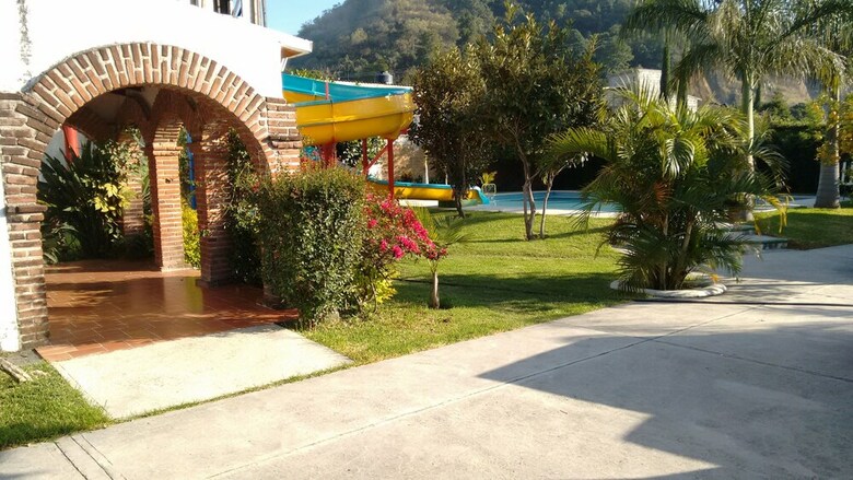 Hotel Agua Turquesa - Totolapan Morelos
