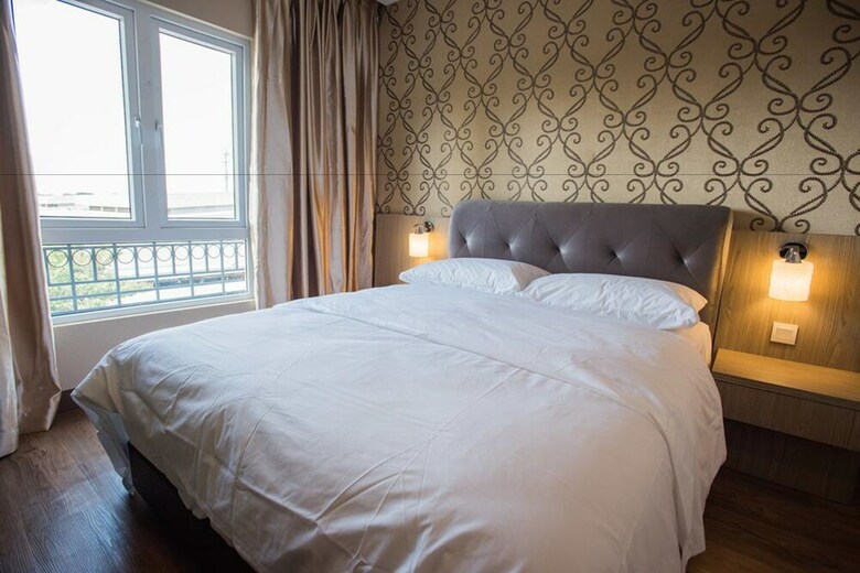 Oyo 89420 Hotel 101