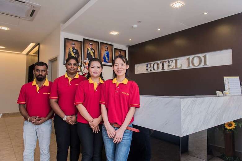 Oyo 89420 Hotel 101
