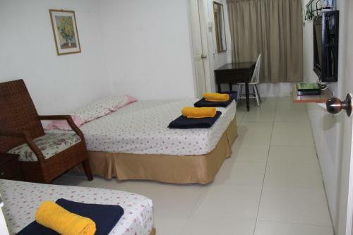 Hostal Emma Guesthouse