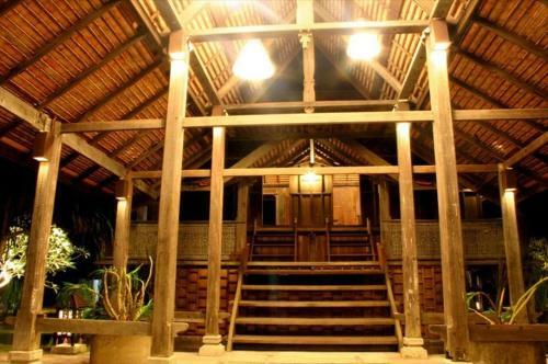 Hotel Terrapuri Heritage Village, Penarik