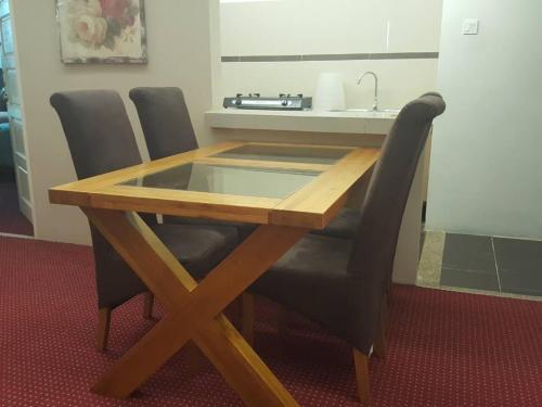 Apartamentos Khalifa Suite Guest House (nik Adik)