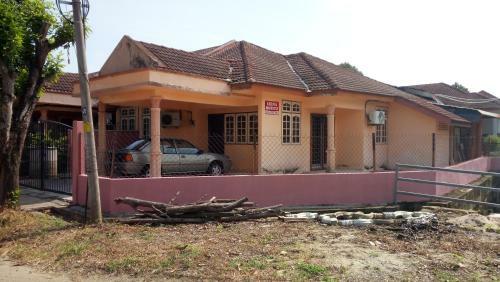 Shima Homestay