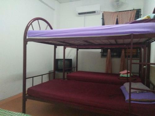 Hostal AA Guesthouse