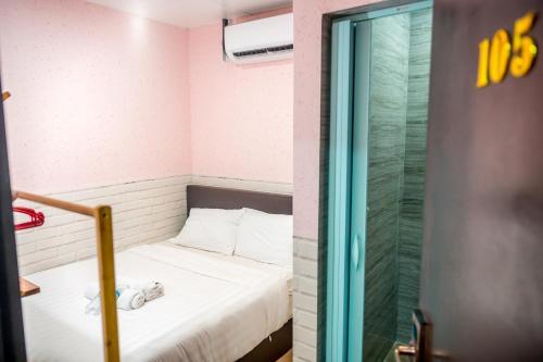 Hostal Oyo 89673 Good Friend Hotel