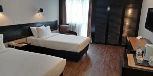Tun Fatimah Riverside Hotel