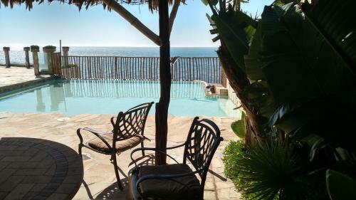 Hotel Las Olas Resort & Spa