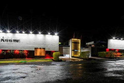 Hotel Kaia Suites