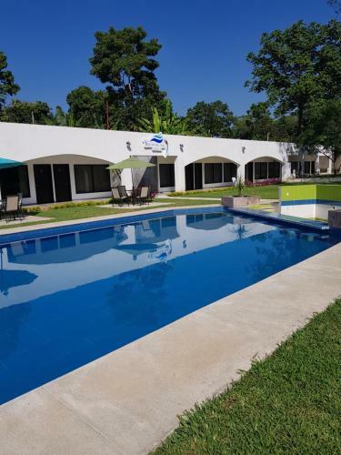 Hotel Yolonam Inn
