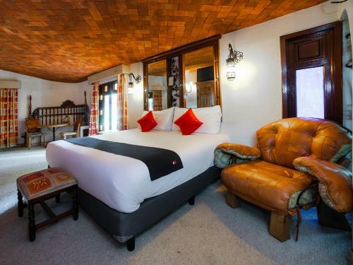 Hotel La Mansion Del Quijote