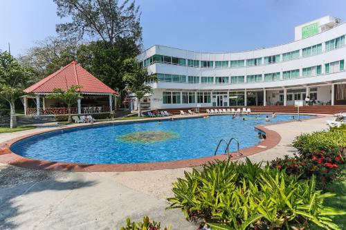Hotel Puente Nacional Spa