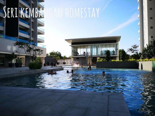 Apartamento Seri Kembangan Homestay