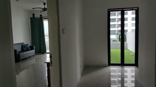Apartamento Seri Kembangan Homestay