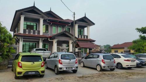 Apartamentos Wakaf Mempelam Homestay