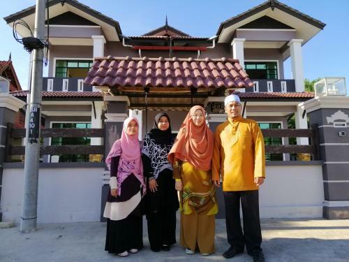 Apartamentos Wakaf Mempelam Homestay