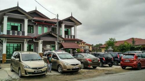 Apartamentos Wakaf Mempelam Homestay