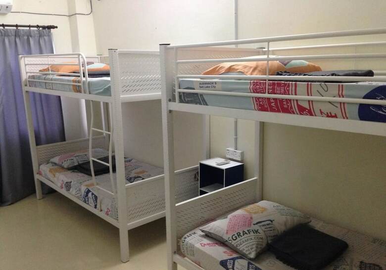 Vloft Backpackers Hostel