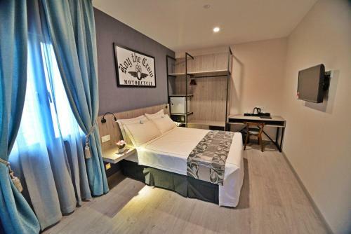 Hotel Diamond Inn