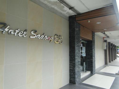 Hotel Sadong88