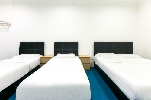 Spot On 89726 Capsule Inn