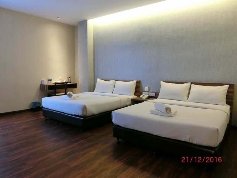 D Elegance Hotel