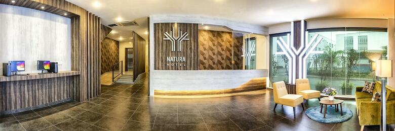 Natura Hotel