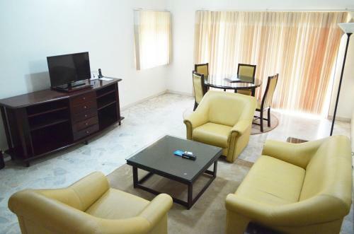 Peniel Apartments