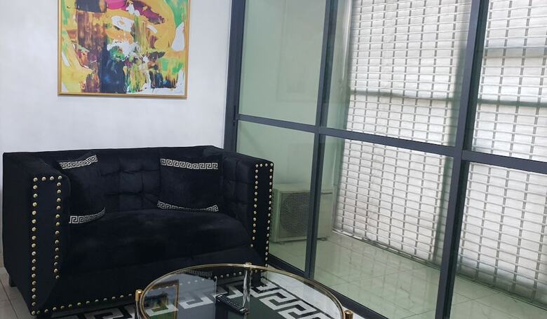 Hotel Executive Home