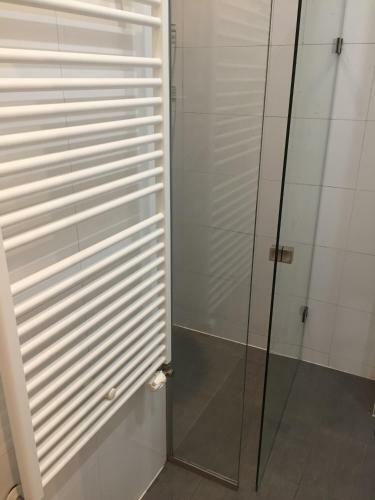 Bed & Breakfast Amsroom - Females Only