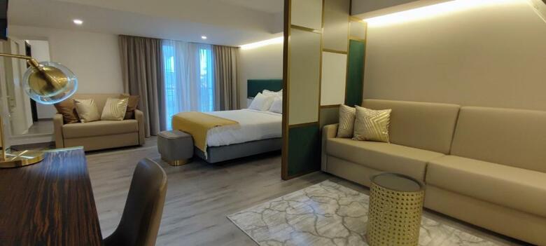 Hotel 4 Estacoes