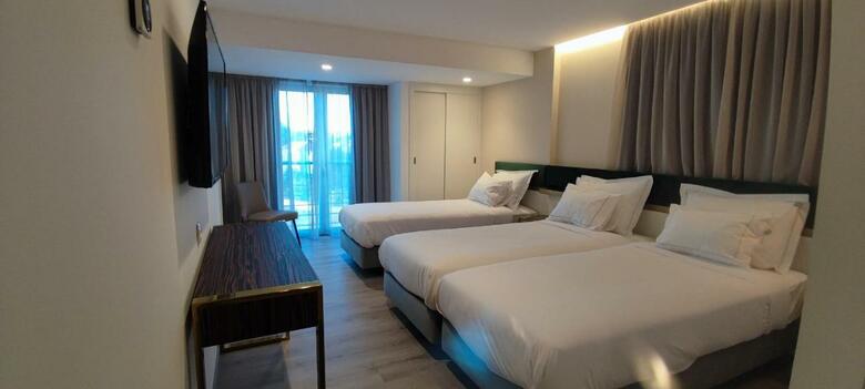Hotel 4 Estacoes