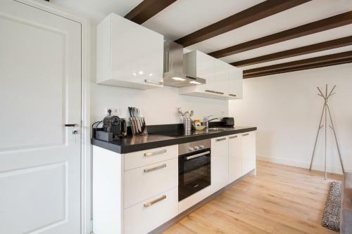 Canal Garden Apartments II By Vgw