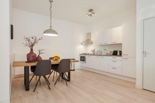 Windmill Apartments By Vgw