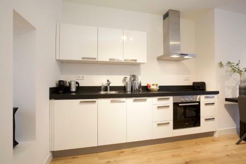 Canal Garden Apartments I By Vgw