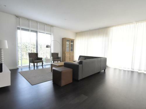 Beautiful Holiday Home With Jetty In Harderwijk