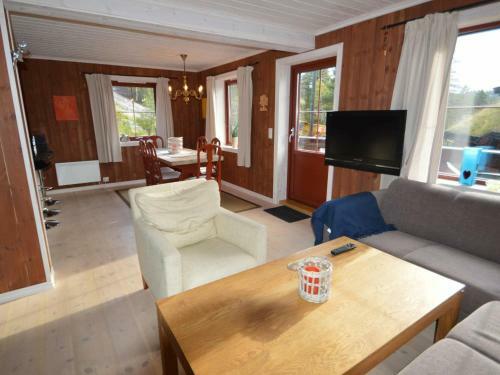 Apartamento Three-bedroom Holiday Home In �seral 7