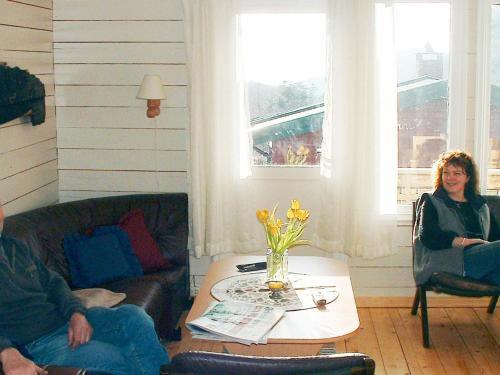 Two-bedroom Holiday Home In Lyngdal 1