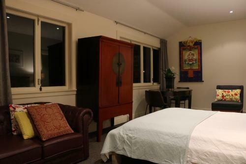 Hostal Nyima Tashi Buddhist Centre