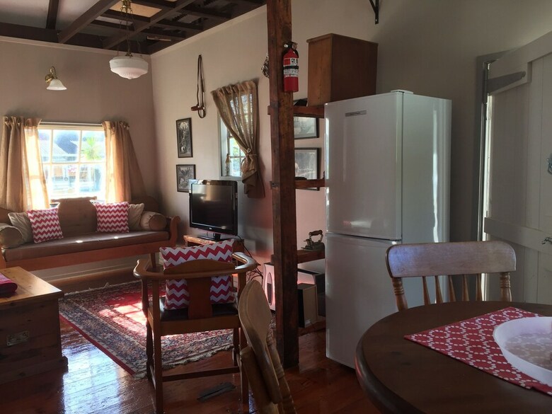 Bed & Breakfast Karamana Homestead (1872)