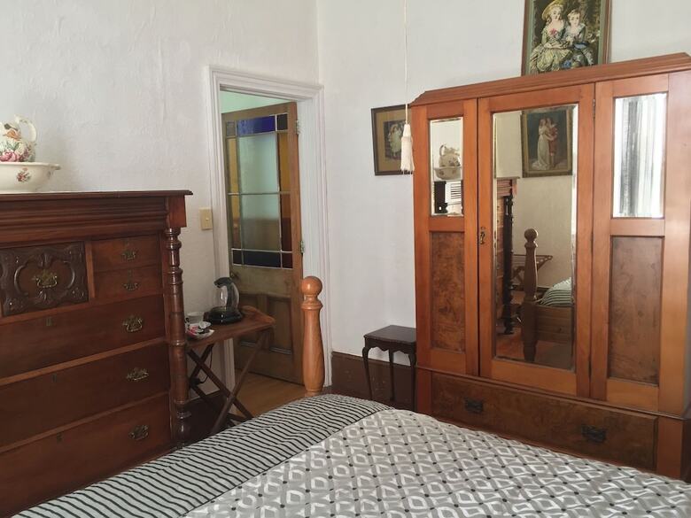 Bed & Breakfast Karamana Homestead (1872)