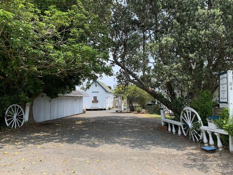 Bed & Breakfast Karamana Homestead (1872)