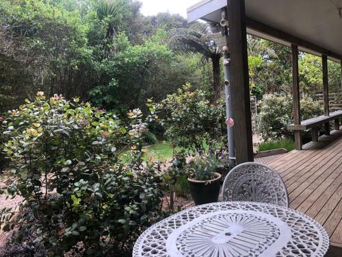 Lodge Aroha Island