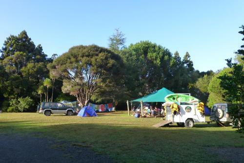 Lodge Aroha Island