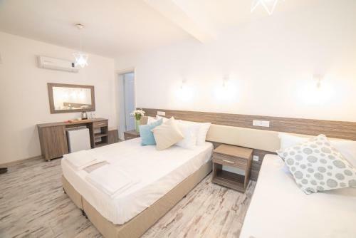 Bed & Breakfast Munchies Beach Suites