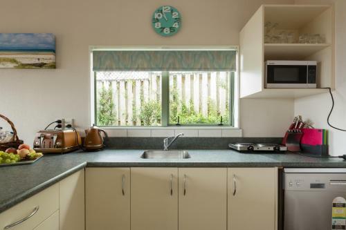 Hostal Ocean View B&B